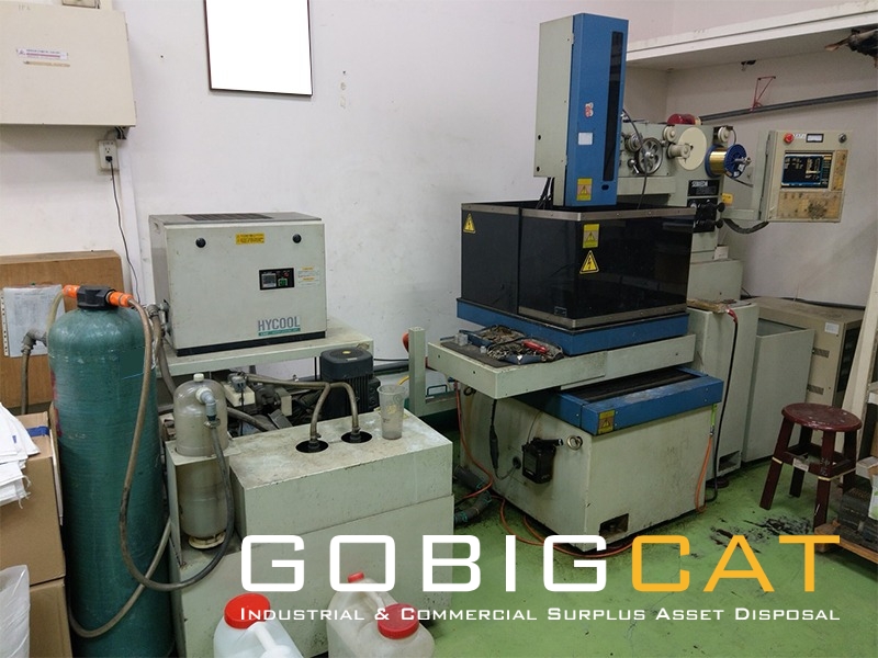 Seibu EW300K3 USED Wire Cut EDM Electrical Discharge Machine 1999 FOR SALE